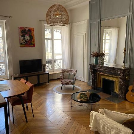 Beautiful 3Br Apt In Lyon Center Экстерьер фото